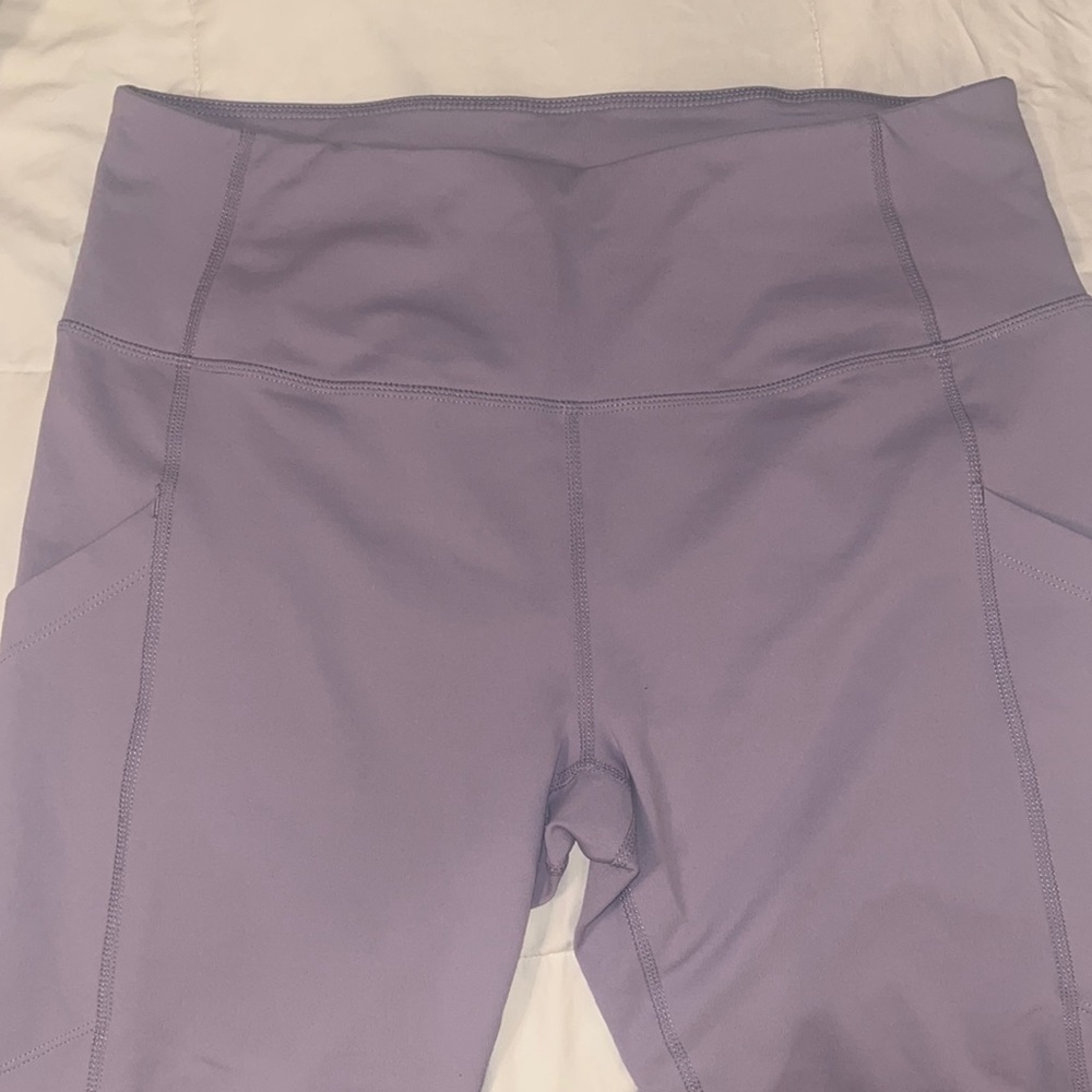 Lilac Zella ankle length leggings